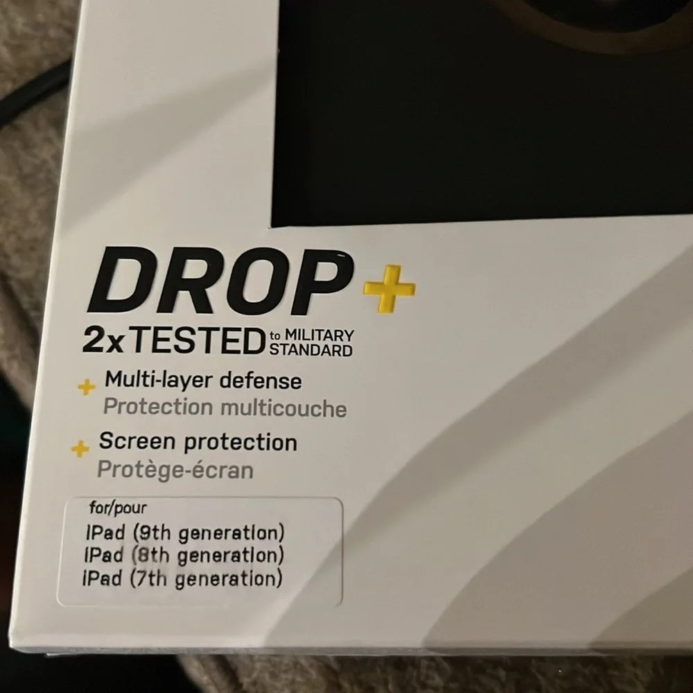 Otter box Pad (7th, 8th, and 9th gen)‎ Case Defender Series